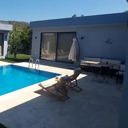 Villa Teamhouse *